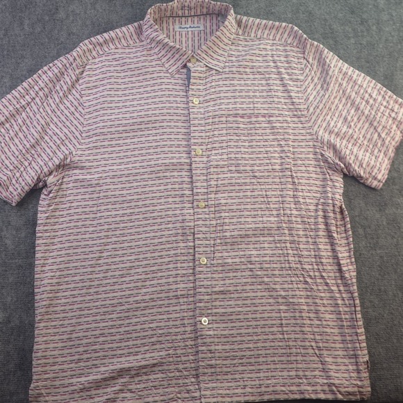 Tommy Bahama Other - Tommy Bahama Shirt XL Purple Geometric‎ Short Sleeve Button Up 100% Silk